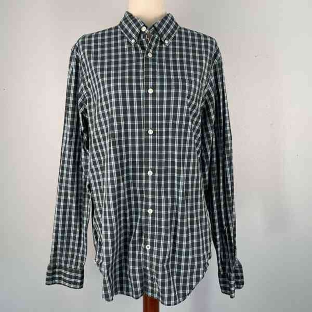 Men's Black and White Plaid Button-Down Shirt